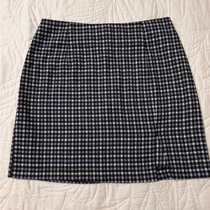 Blue Wild Fabe skirt size 6